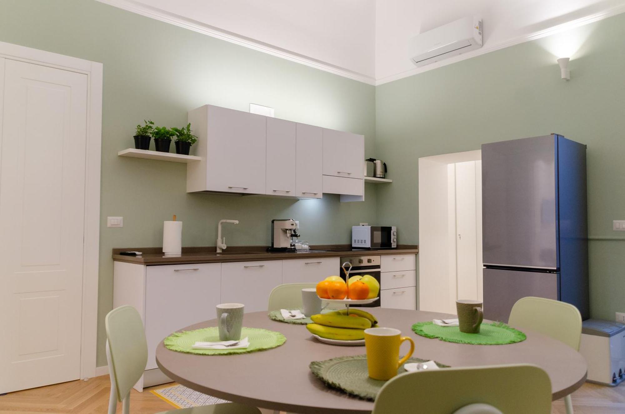 Apulialux - San Lorenzo Luxury Con Jacuzzi In Centro Apartment